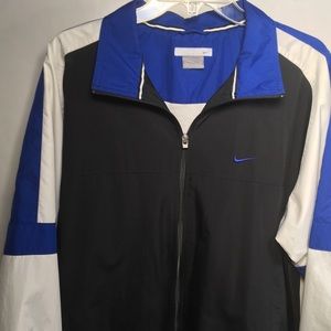 Nike - Zippered Long Sleeve Windrunner Jacket